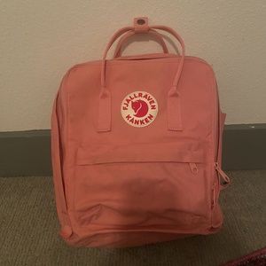 Fjäräven Kånken medium backpack